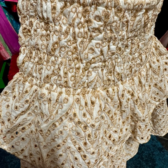 Lilly Pulitzer Yara Eyelet SET - Gold Metallic & Cream (Size 00) - Picture 9 of 10